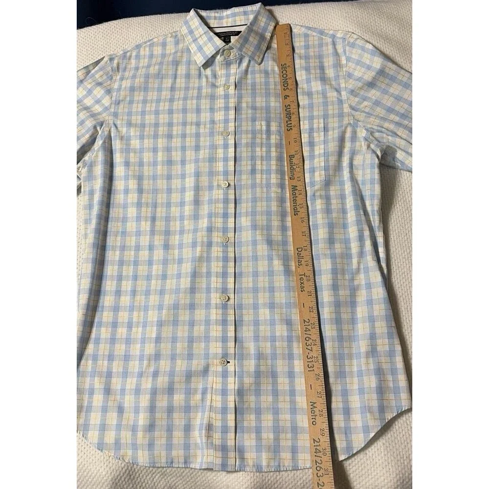 Banana Republic Non-Iron Classic Fit Men’s Large Blue Plaid Dress Shirt